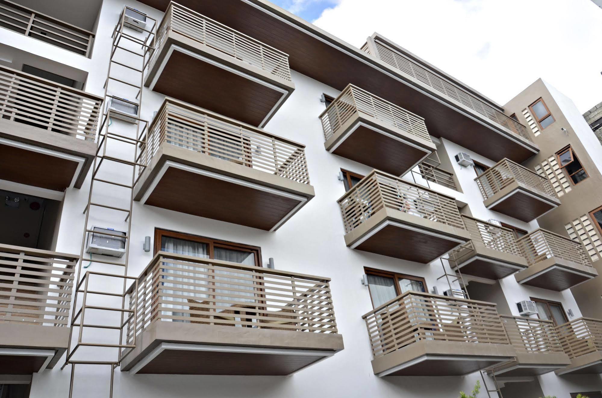 Hotel The Piccolo Of Boracay