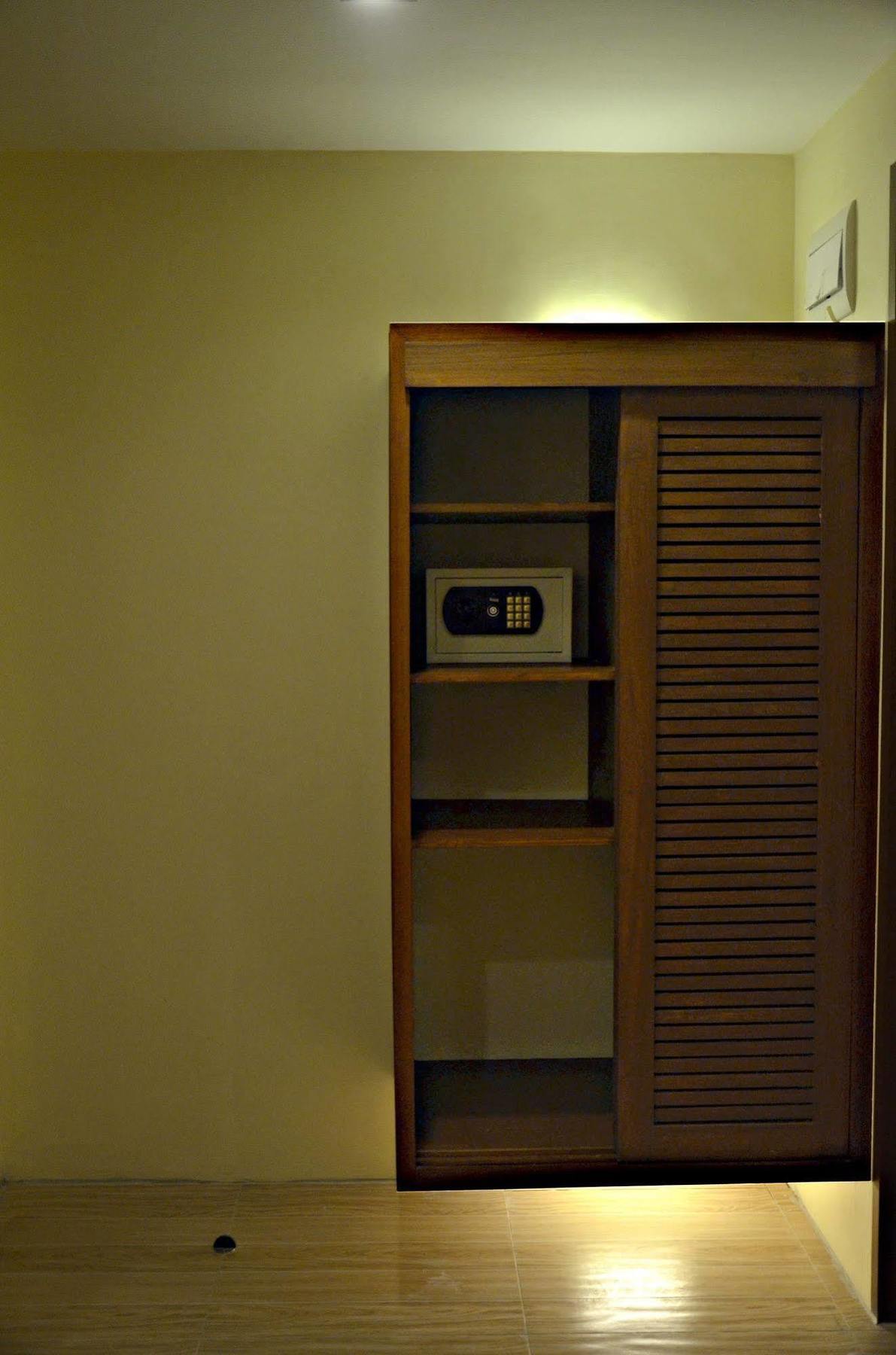 The Piccolo Of Boracay Hotel 3*