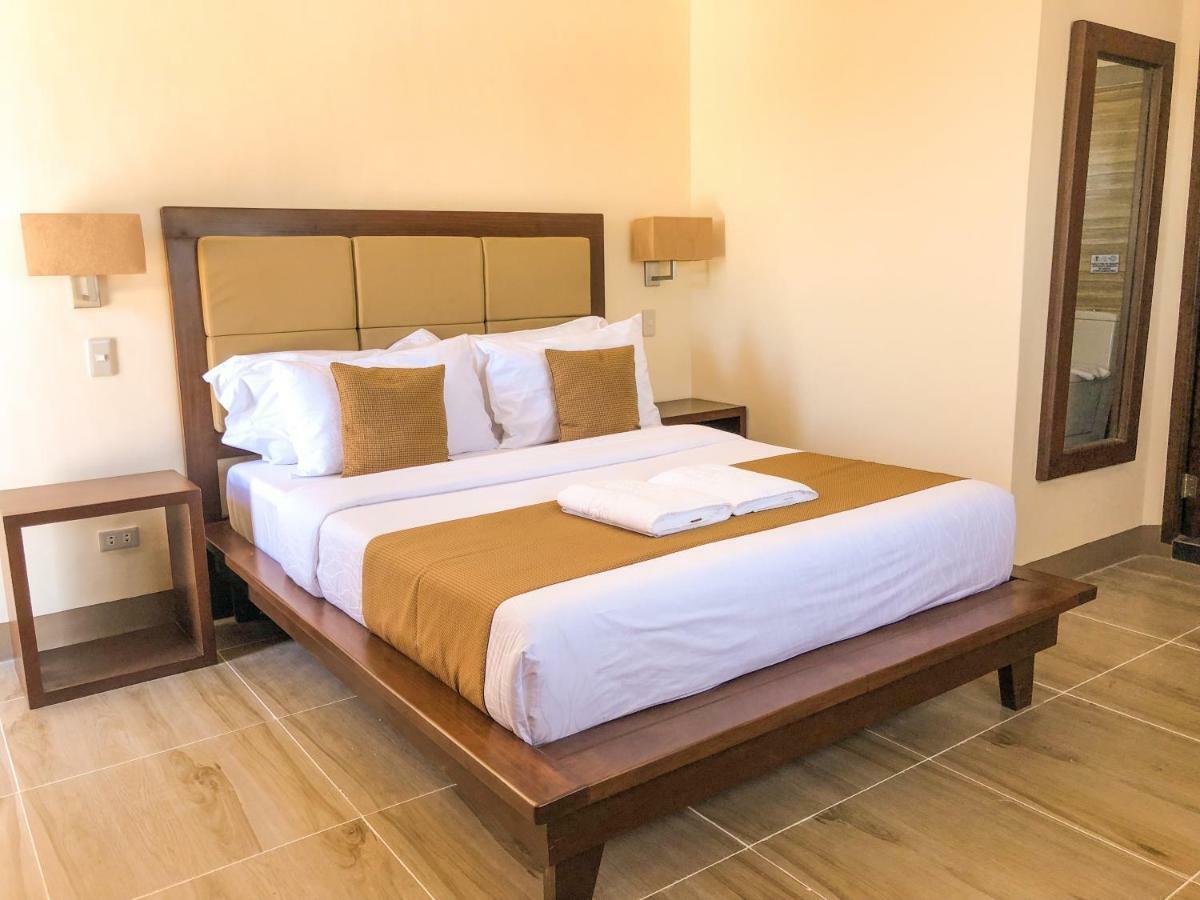 The Piccolo Of Boracay Hotel Balabag (Boracay)