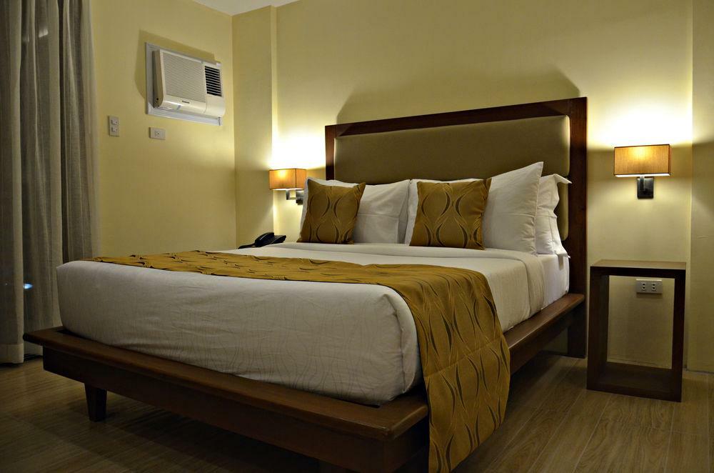 The Piccolo Of Boracay Hotel 3*